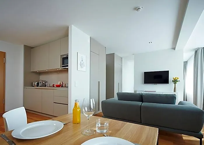 Aparthotel Ipartment Frankfurt Centre 4*